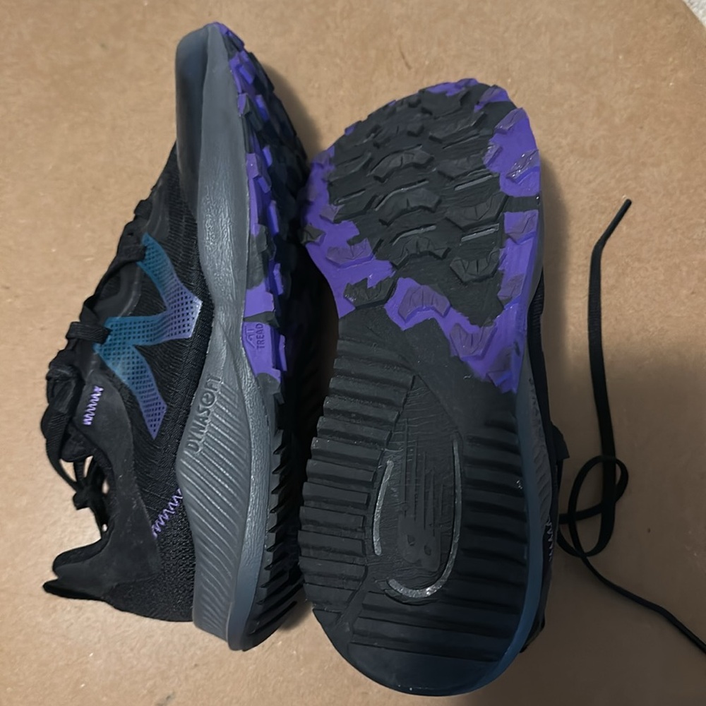New Balance Purple/Black Sneakers, Size 9 - Picture 3 of 4
